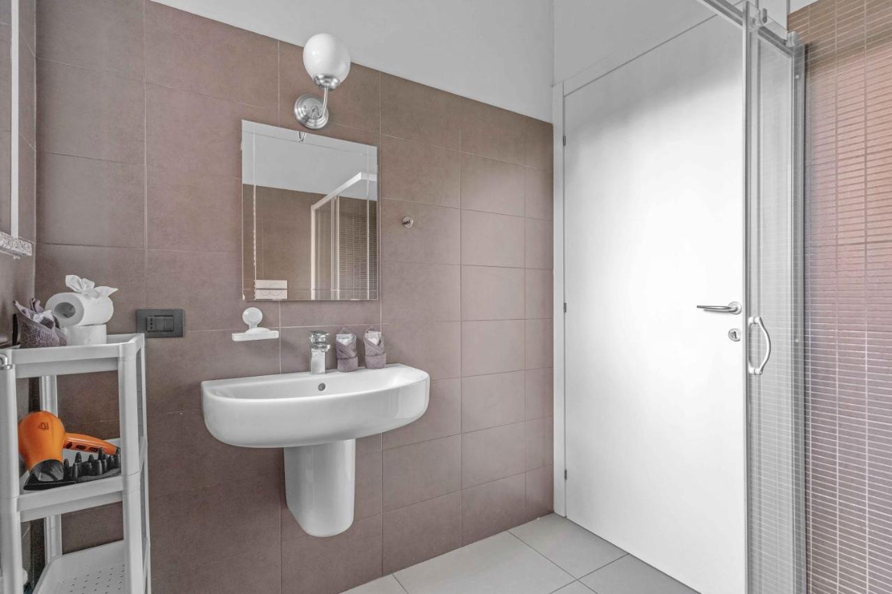 Cos54 - Exclusive Apartment With Garden In Milano Eksteriør bilde