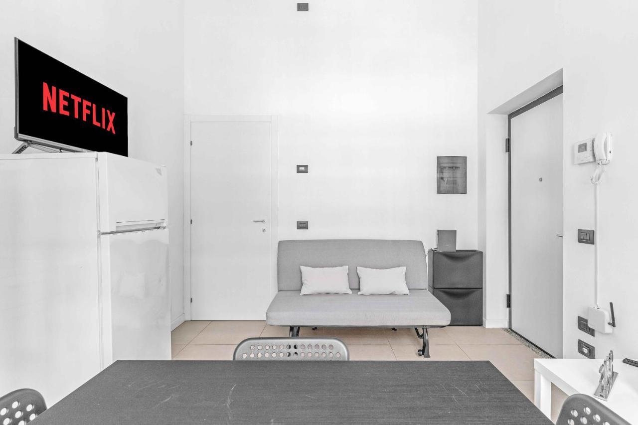 Cos54 - Exclusive Apartment With Garden In Milano Eksteriør bilde